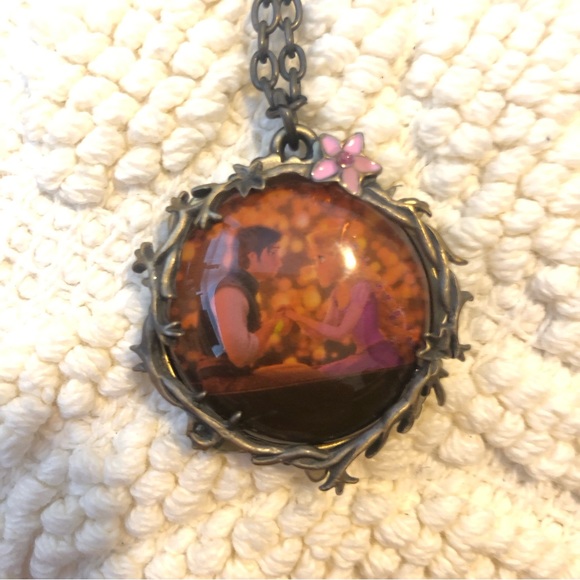 Tangled I See the Light Pendant - Picture 2 of 3